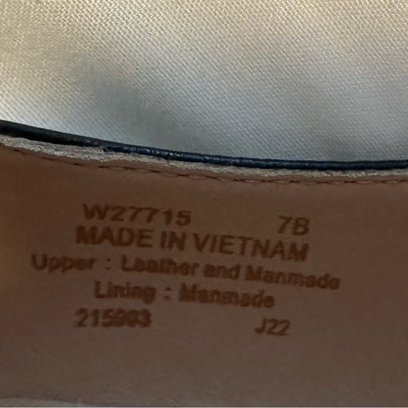 NWOT Cole Haan Sling Back Heels Classic and Timeless. Upper Leather and Manmade. - Picture 8 of 9